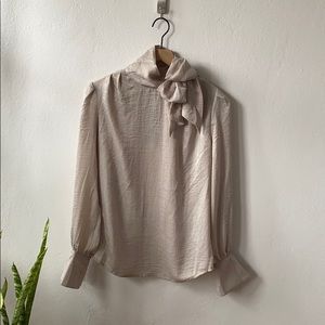 NWT Banana Republic Pussycat Bow Silk Blouse